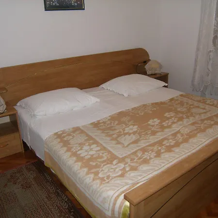 Cozy 4 Person Marija Appartamento