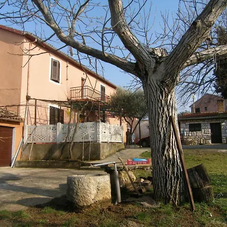 Cozy 4 Person Marija